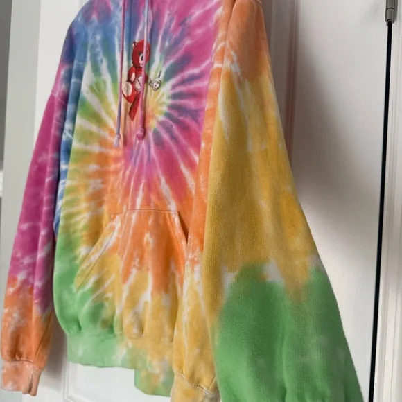 Astro World 'Wish You Were Here' Bear Hoodie - Picture 8 of 10